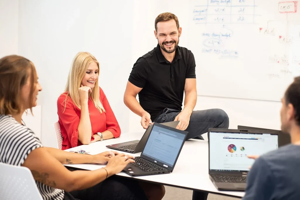 porady-so-skvelym-kolektivom-ludi | msg life Slovakia Aufgaben eines Projektleiters bei msg life Slovakia
