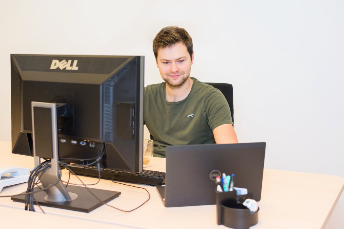 Python a Java patria k najobľúbenejším jazykom na svete