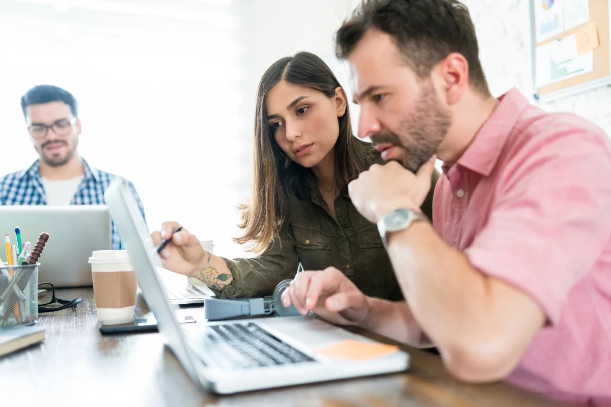 Selenium testeri používajú Selenium WebDriver pre stabilnejší prístup