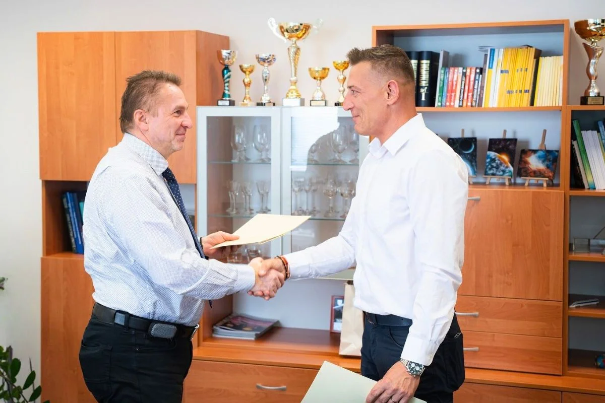 FRI-UNIZA spolupracuje s msg- ife Slovakia – msg life Slovakia Spolupráca FRI UNIZA a msg Slovakia